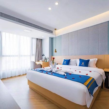 Super 8 Hotel Select Guangzhou Railway Station Xicun Subway Station Bagian luar foto