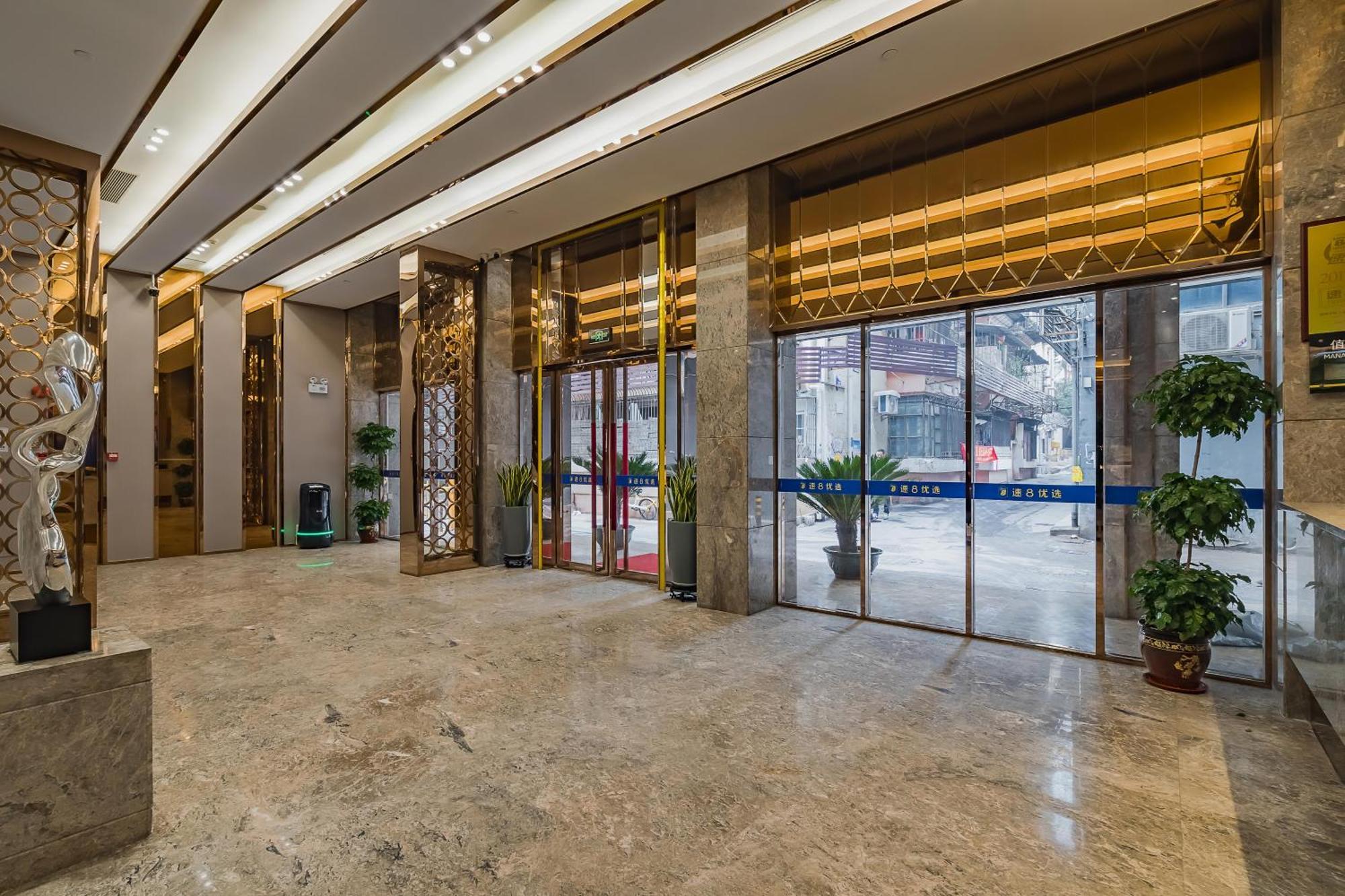 Super 8 Hotel Select Guangzhou Railway Station Xicun Subway Station Bagian luar foto